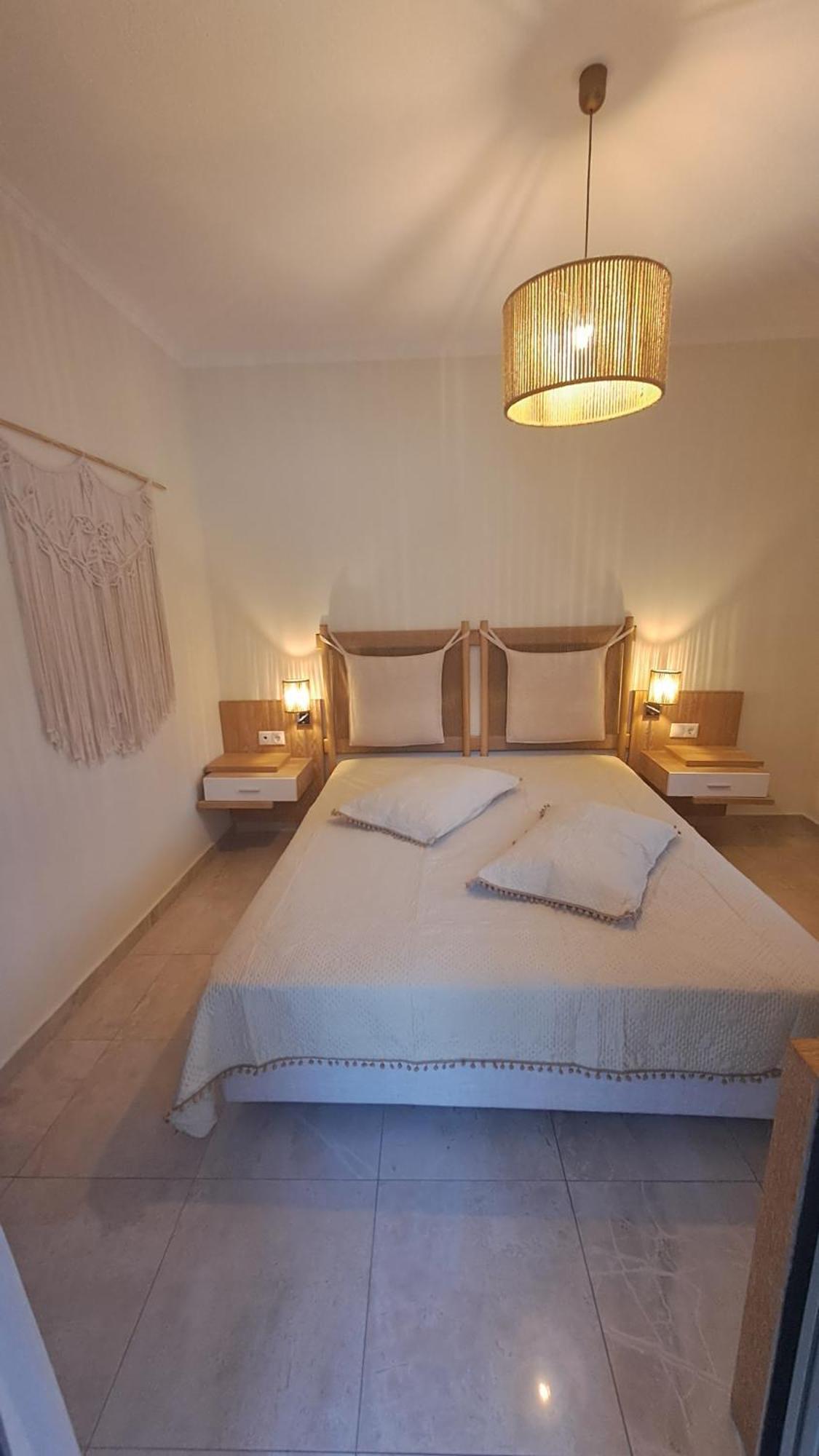 Artemis Plaza Aparthotel Agia Paraskevi  Ngoại thất bức ảnh