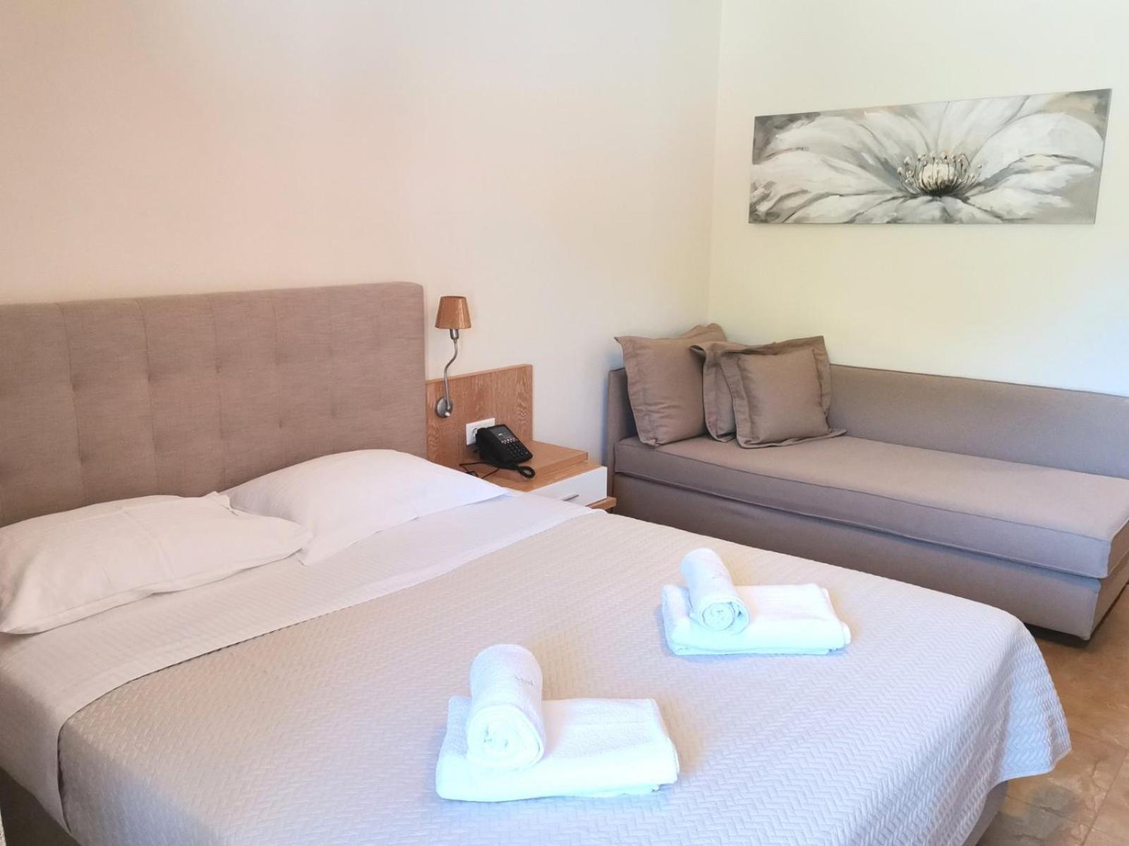 Artemis Plaza Aparthotel Agia Paraskevi  Ngoại thất bức ảnh