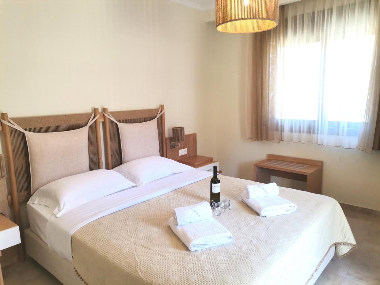 Artemis Plaza Aparthotel Agia Paraskevi  Ngoại thất bức ảnh