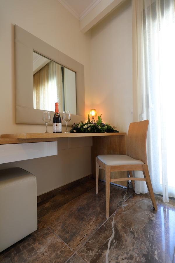 Artemis Plaza Aparthotel Agia Paraskevi  Ngoại thất bức ảnh